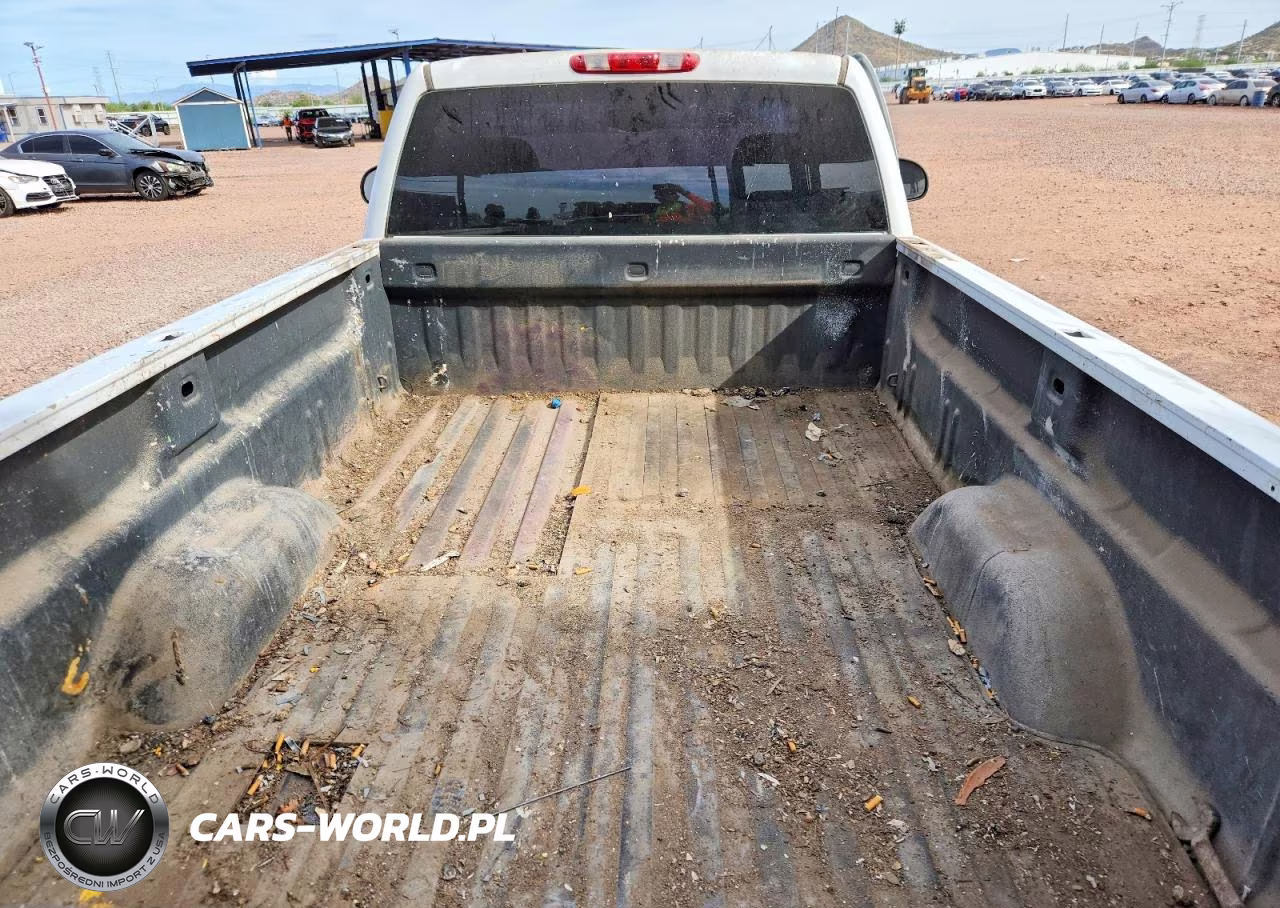 2008 Chevrolet Silverado C1500 VIN:1GCEC14X88Z303948 - 10