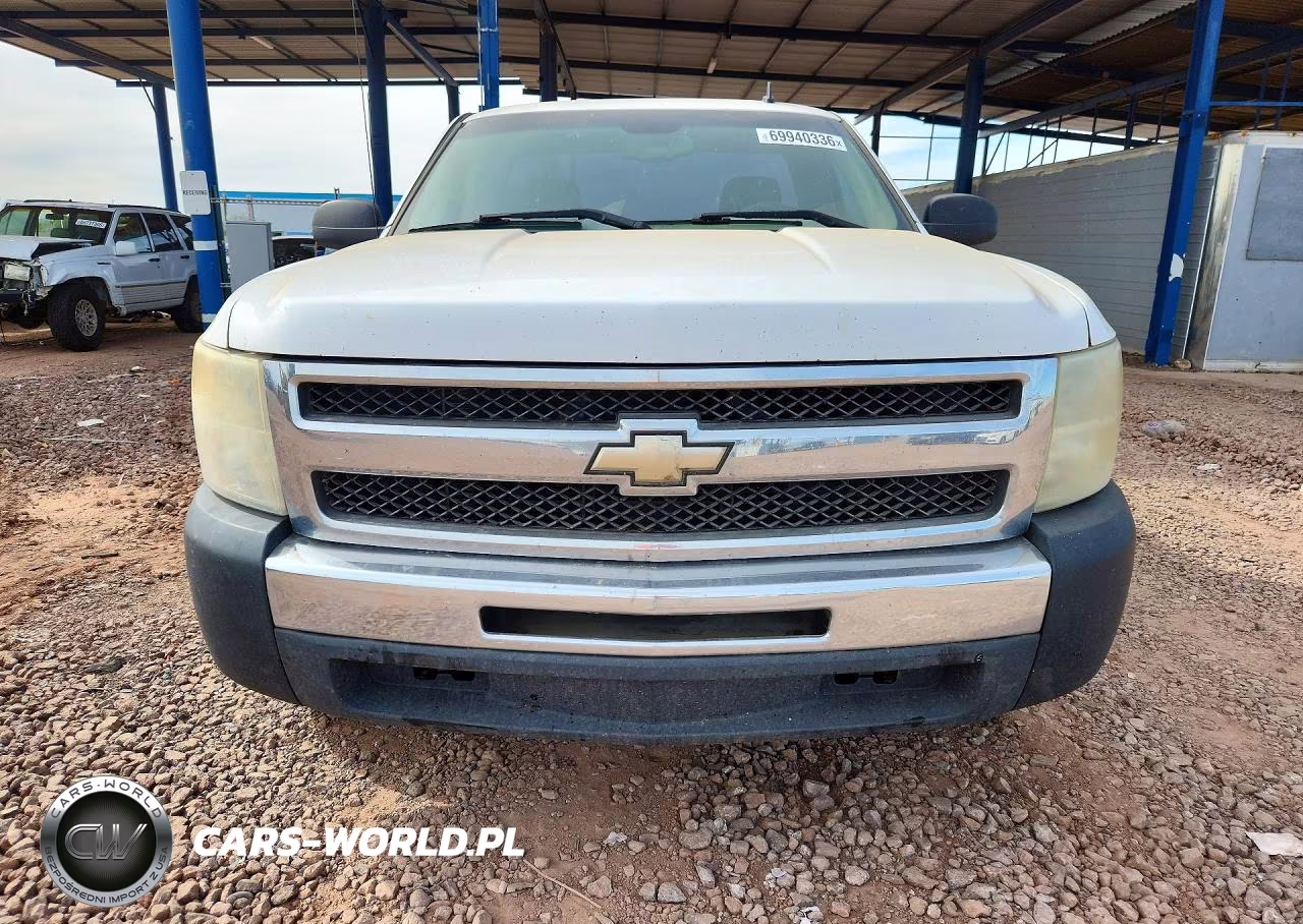2008 Chevrolet Silverado C1500 VIN:1GCEC14X88Z303948 - 5