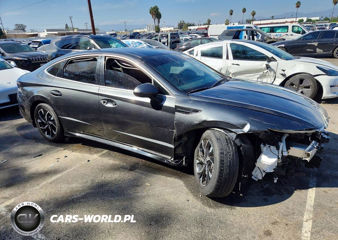 2025 Hyundai Sonata Sel VIN:KMHL64JA0SA487946 - 4