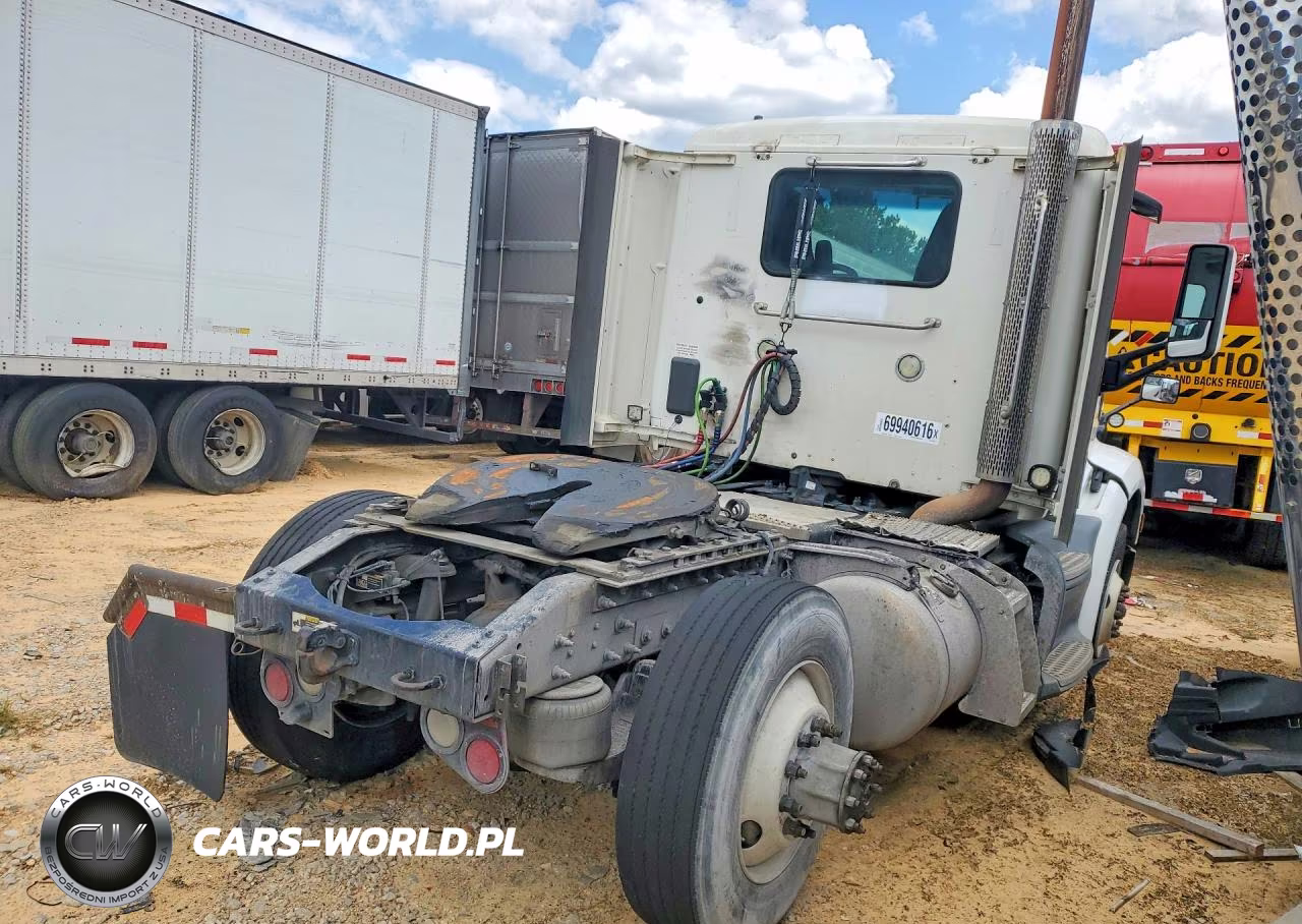 2017 Peterbilt 579 Semi Truck VIN:1XPBA48X5HD428874 - 3