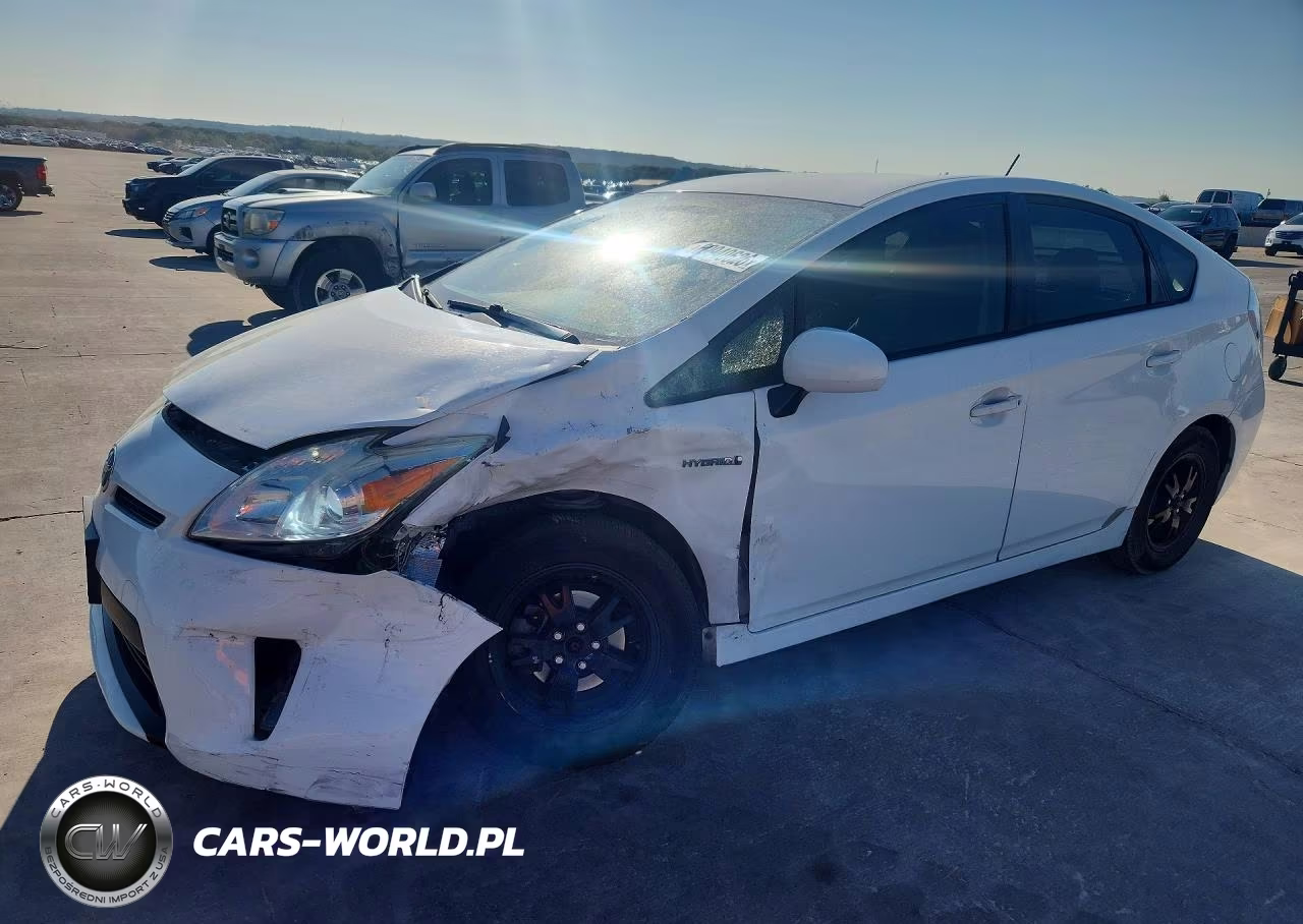 2013 Toyota Prius Two