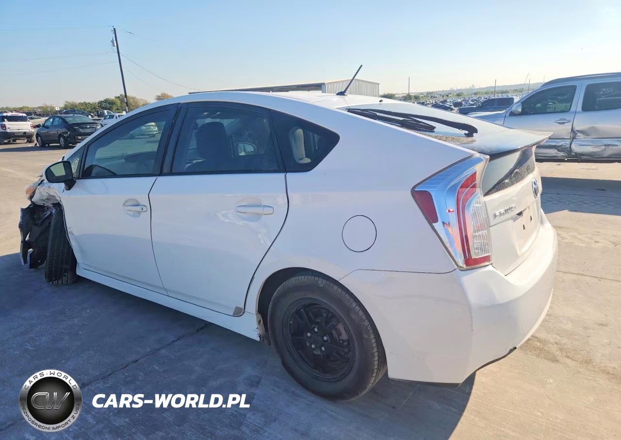 2013 Toyota Prius Two VIN:JTDKN3DUXD5579645 - 2