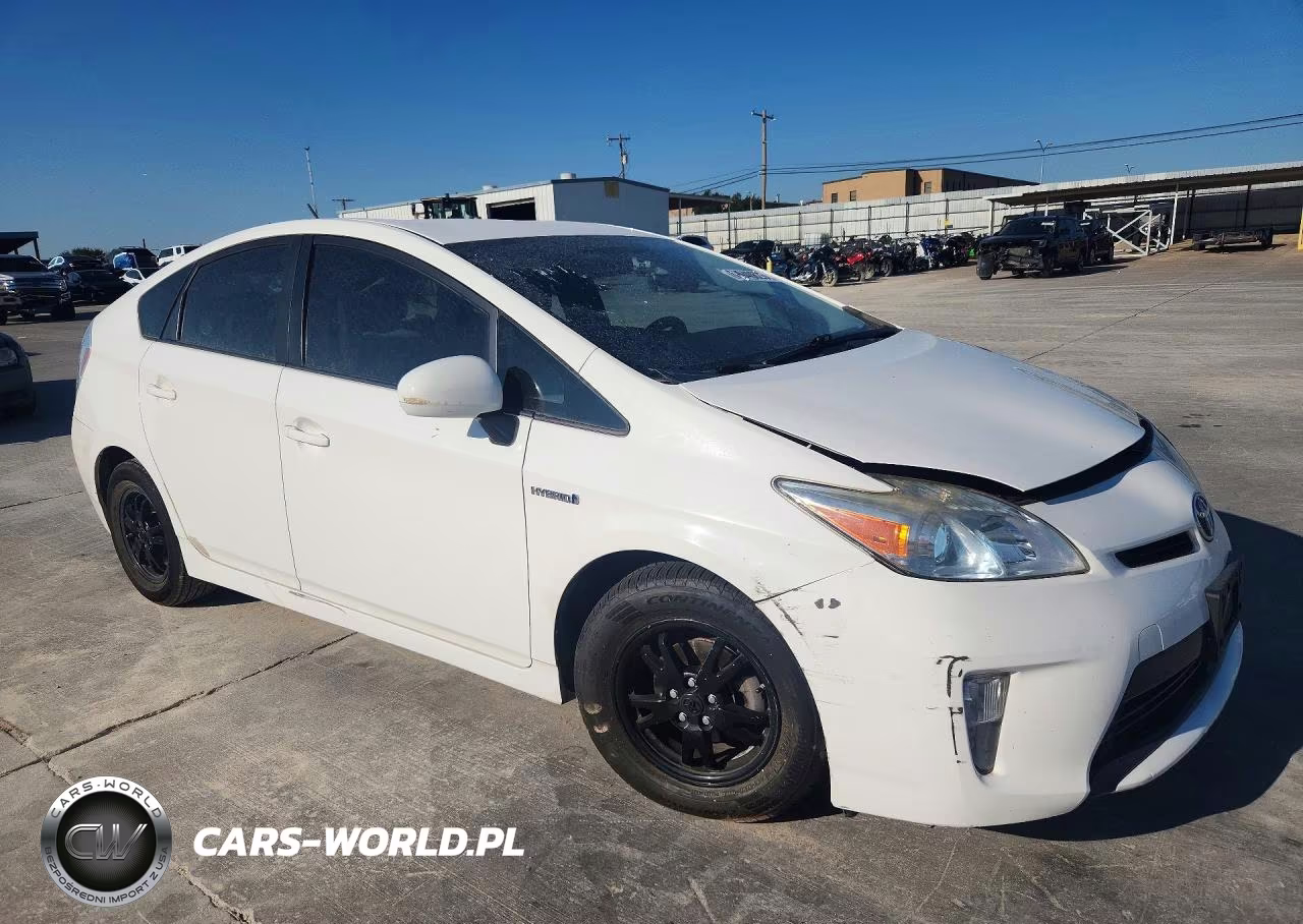 2013 Toyota Prius Two VIN:JTDKN3DUXD5579645 - 4