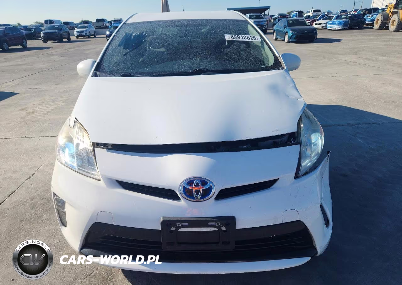2013 Toyota Prius Two VIN:JTDKN3DUXD5579645 - 5
