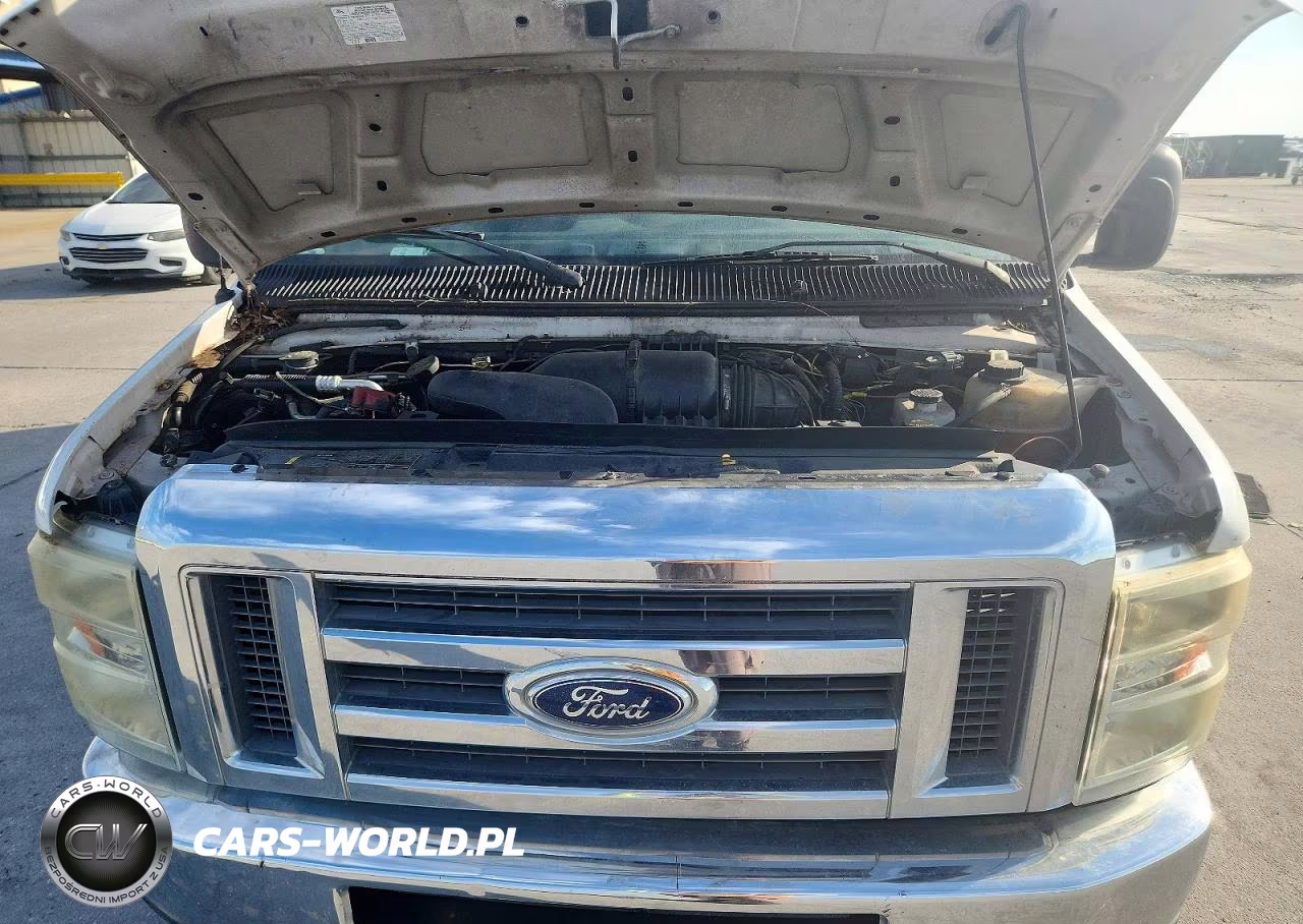 2010 Ford Econoline E350 Super Duty Cutaway Van VIN:1FDSE3FL6ADB01174 - 12