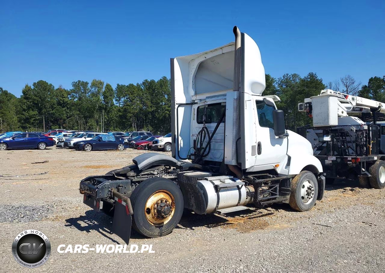 2019 International Lt625 Semi Truck VIN:1HSDYAPR1KH081154 - 3