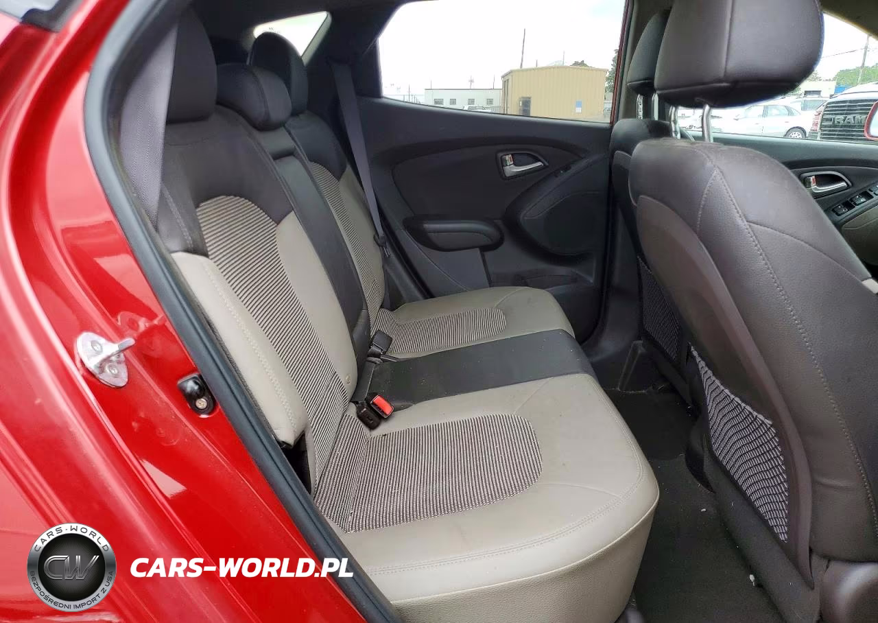 2012 Hyundai Tucson Gls VIN:KM8JUCAC8CU476816 - 11