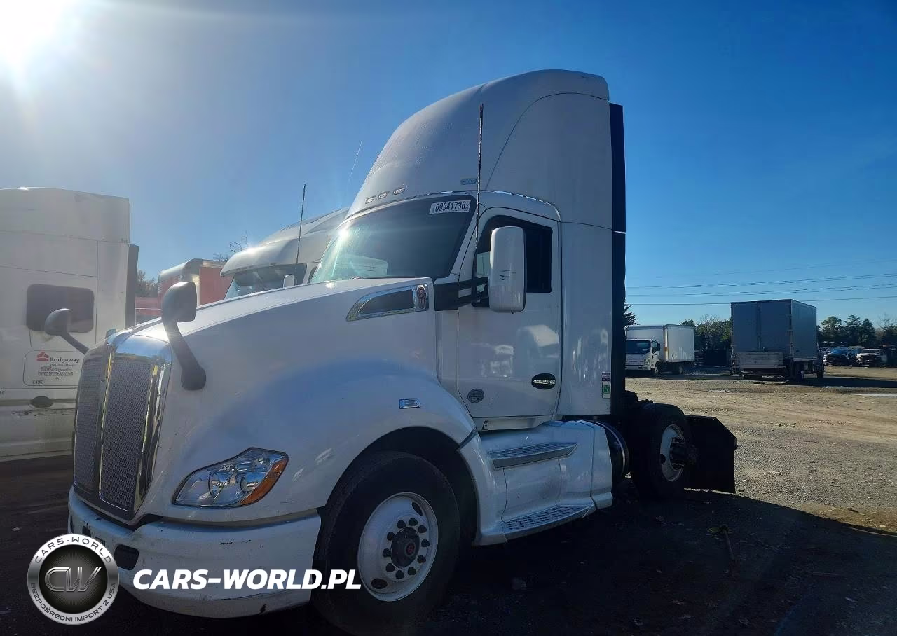 2015 Kenworth T680 Semi Truck VIN:1XKYA48X9FJ462461 - 1