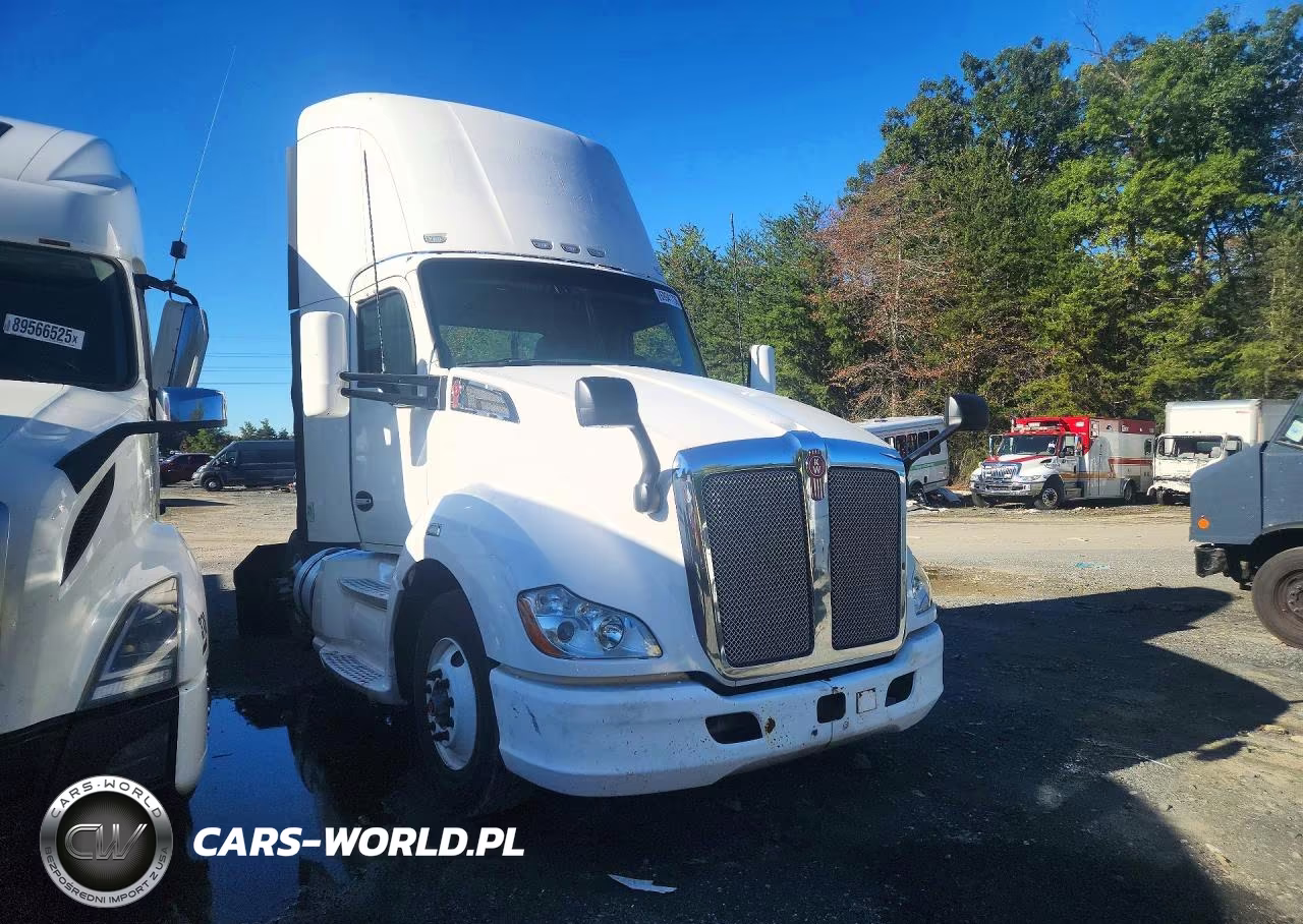 2015 Kenworth T680 Semi Truck VIN:1XKYA48X9FJ462461 - 4
