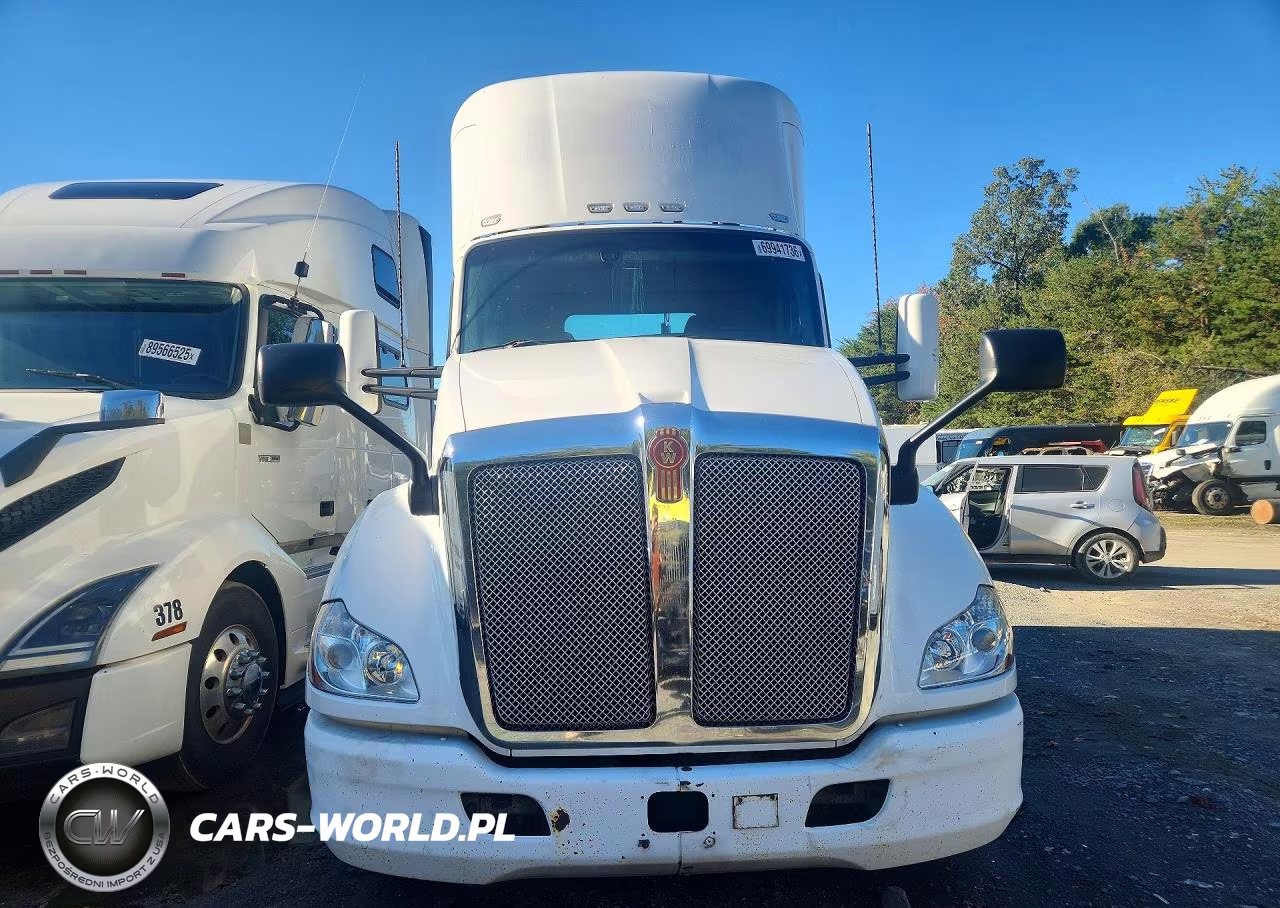 2015 Kenworth T680 Semi Truck VIN:1XKYA48X9FJ462461 - 5