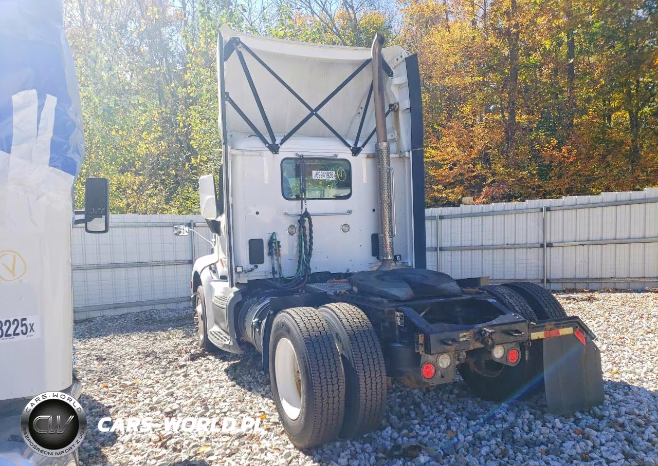 2020 Peterbilt 579 Semi Truck VIN:1XPBA48X7LD685558 - 2