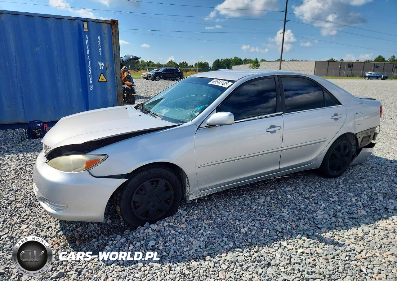 2003 Toyota Camry Le – zdjęcie 1 z 12