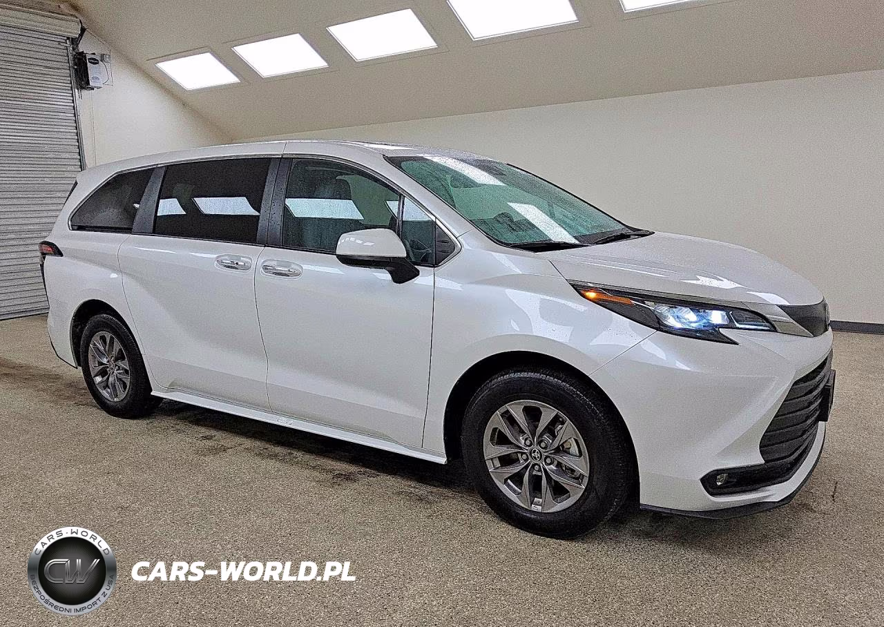 2025 Toyota Sienna Xle 8-Passenger VIN:5TDYRKEC6SS256974 - 4