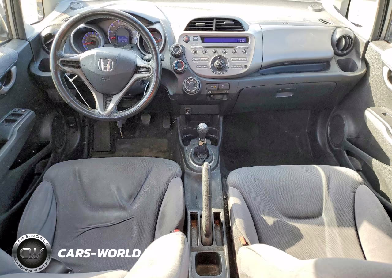 2009 Honda Fit VIN:JHMGE872X9C006887 - 8