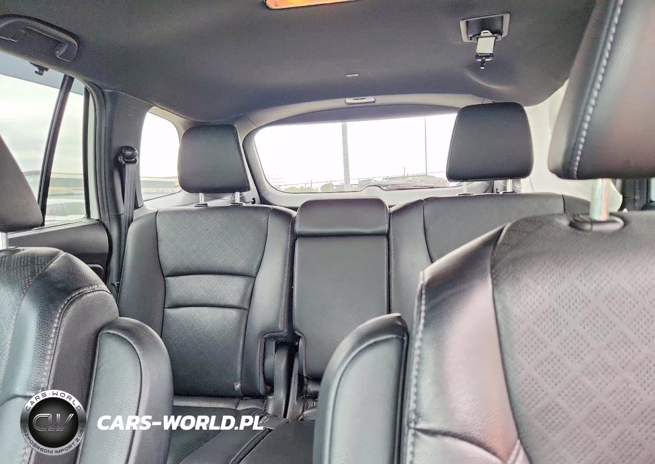 2022 Honda Passport Elite VIN:5FNYF8H07NB005130 - 10