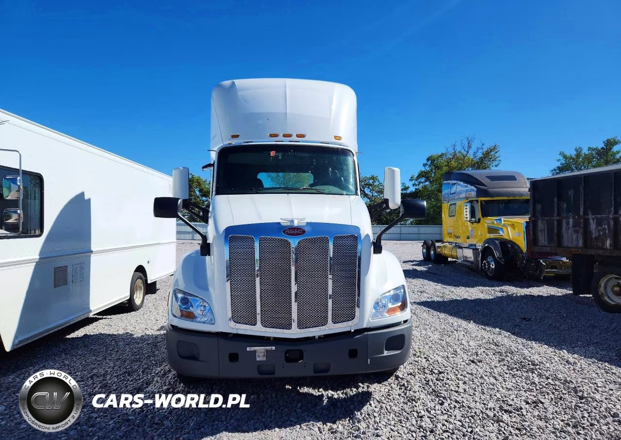 2018 Peterbilt 579 Semi Truck VIN:1XPBA48X1JD478449 - 5