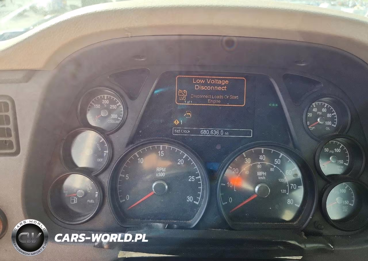 2018 Peterbilt 579 Semi Truck VIN:1XPBA48X1JD478449 - 9