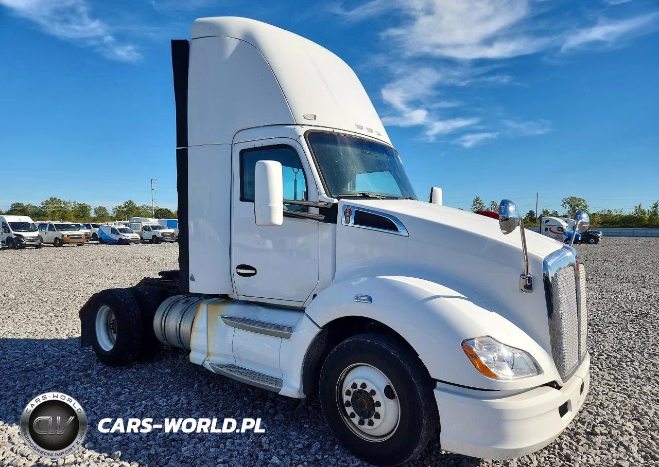 2014 Kenworth Construction T680 VIN:1XKYA48X1EJ403001 - 4