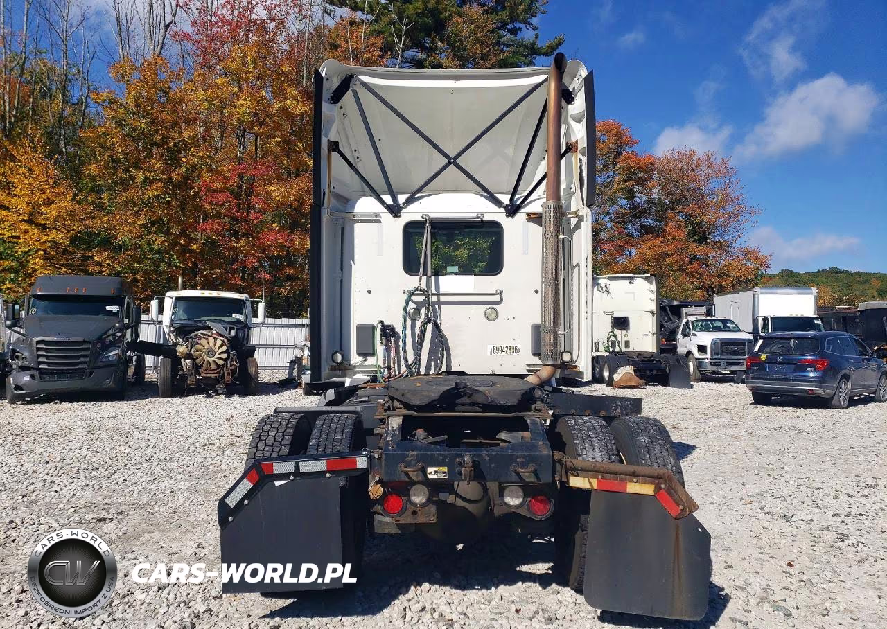 2018 Peterbilt 579 Semi Truck VIN:1XPBA48X0JD477583 - 6