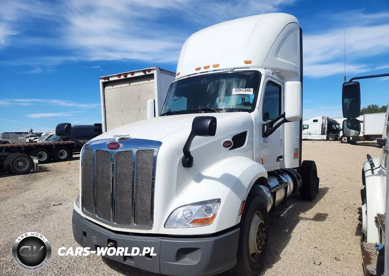 2019 Peterbilt 579 Semi Truck
