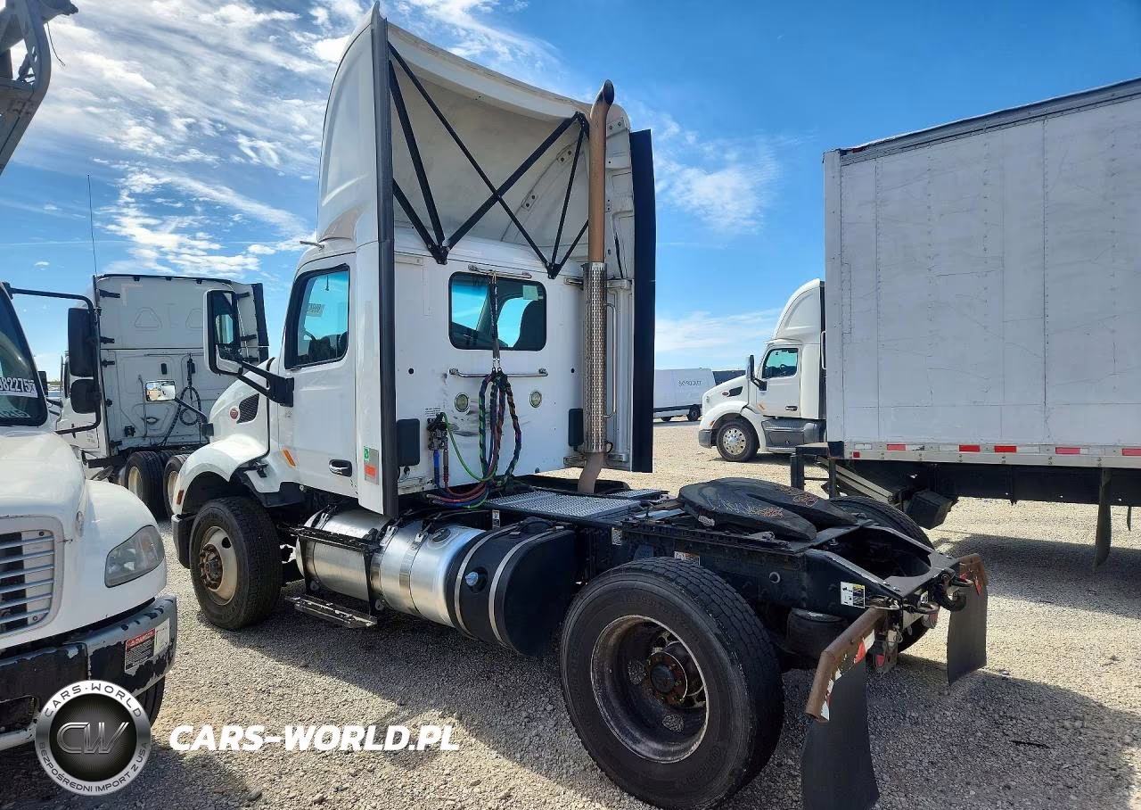 2019 Peterbilt 579 Semi Truck VIN:1XPBA48X3KD478714 - 2
