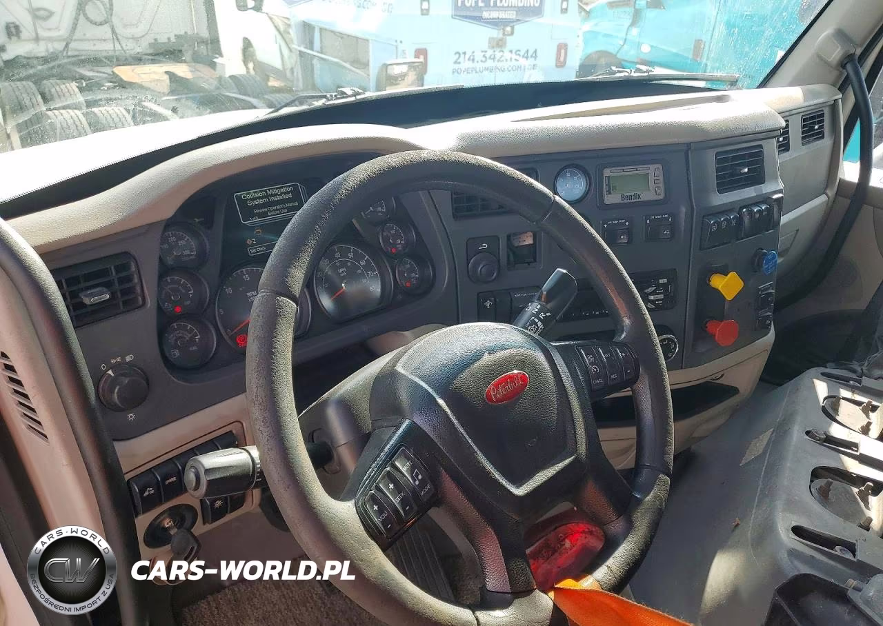 2019 Peterbilt 579 Semi Truck VIN:1XPBA48X3KD478714 - 8