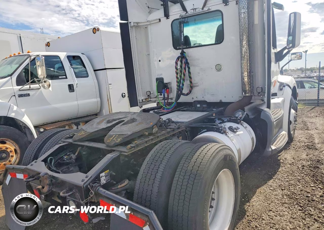2016 Peterbilt 579 Semi Truck VIN:1XPBA48X8GD328802 - 13
