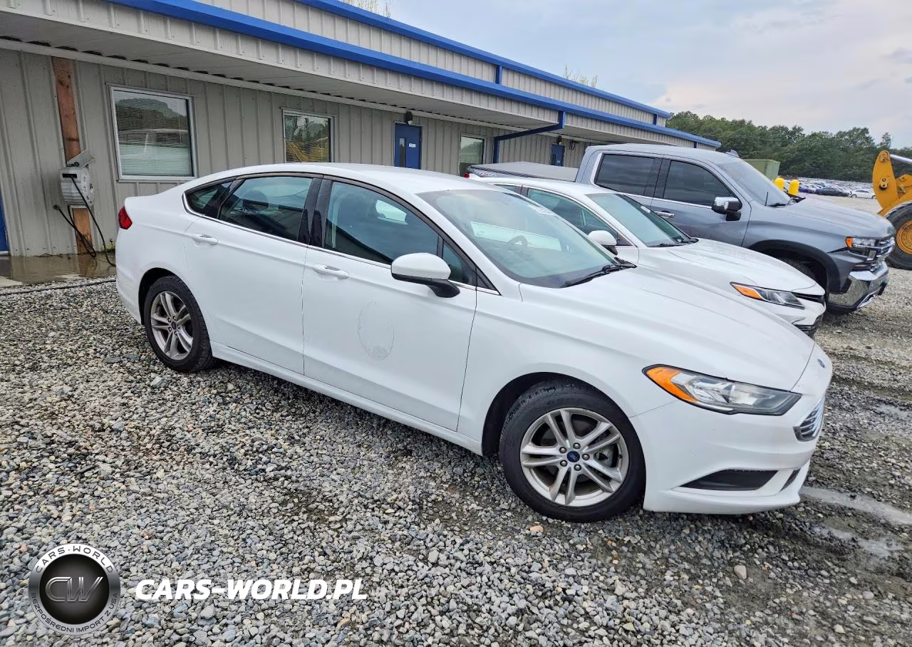 2018 Ford Fusion Se VIN:3FA6P0H73JR125461 - 4