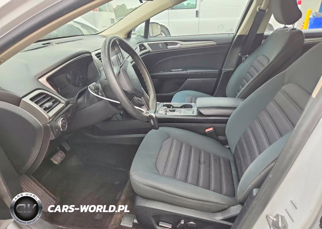 2018 Ford Fusion Se VIN:3FA6P0H73JR125461 - 7