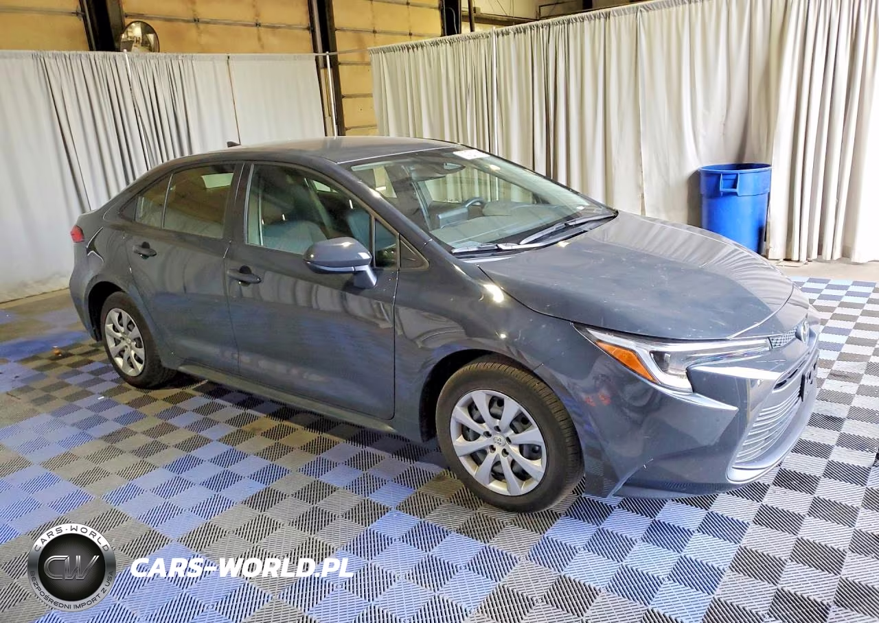 2026 Toyota Corolla Hybrid Le VIN:JTDBCMFE0T3121317 - 4