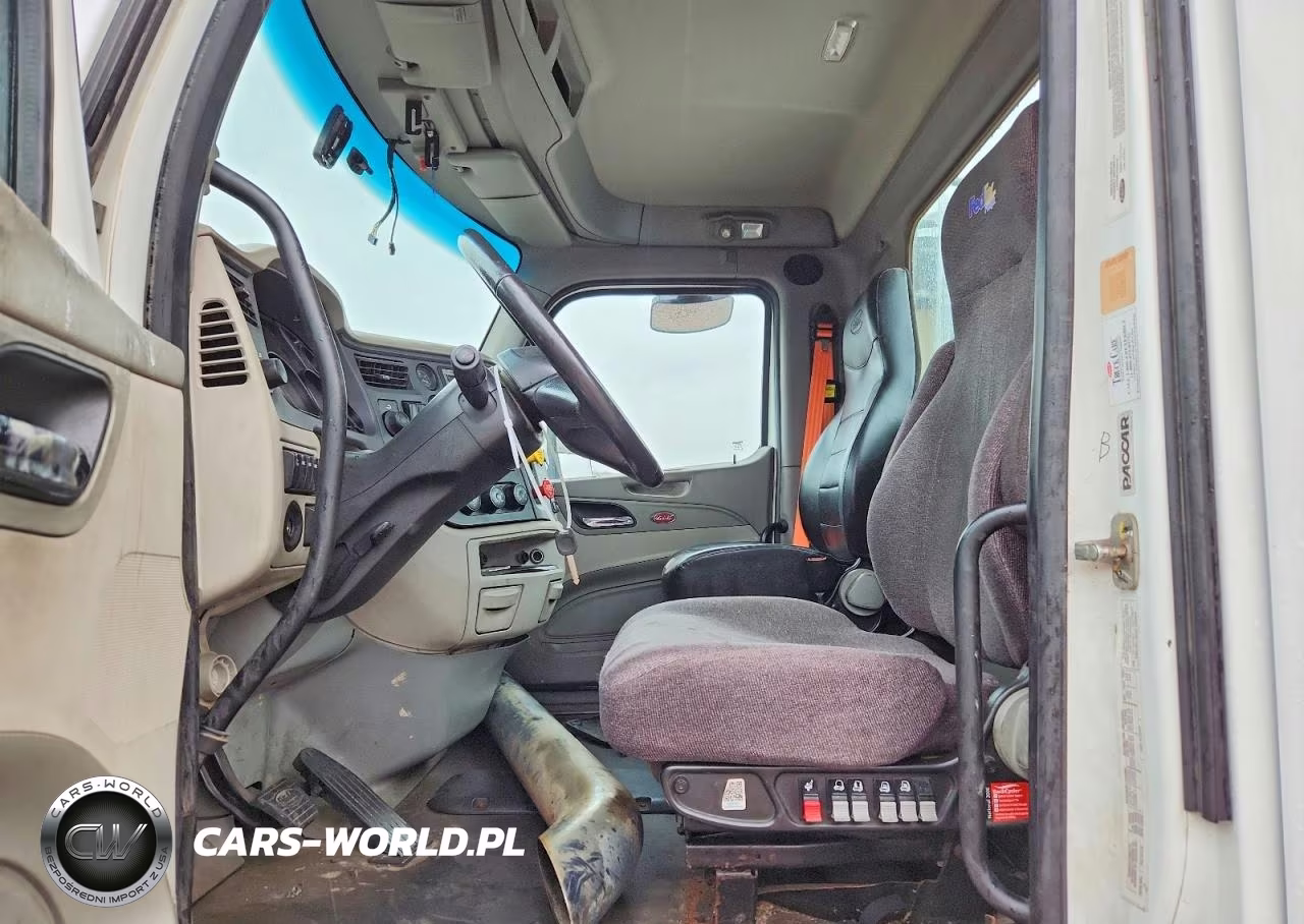 2019 Peterbilt 579 - Semi Truck VIN:1XPBA48X3KD478647 - 7