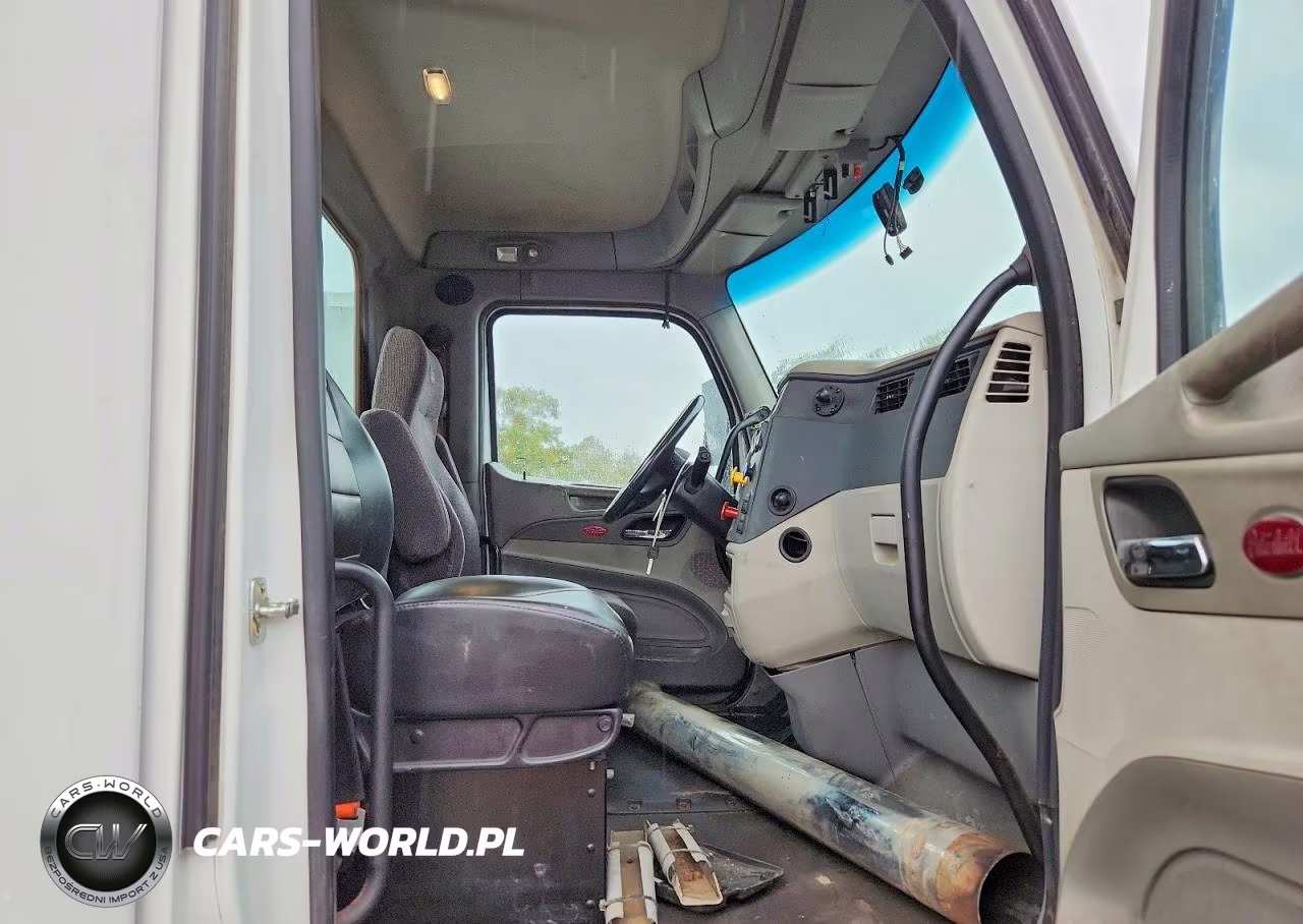 2019 Peterbilt 579 - Semi Truck VIN:1XPBA48X3KD478647 - 8