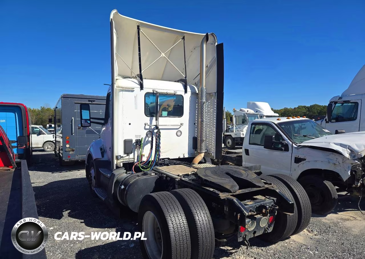 2020 Kenworth T680 Semi Truck VIN:1XKYA48X2LJ393429 - 2