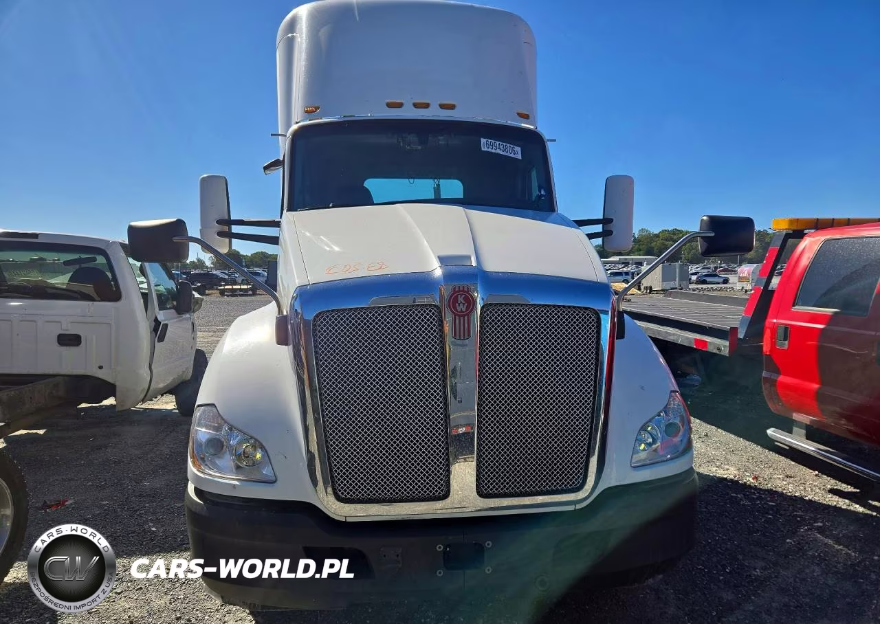 2020 Kenworth T680 Semi Truck VIN:1XKYA48X2LJ393429 - 5