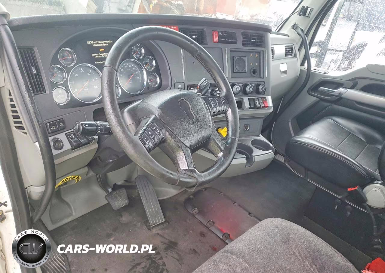 2020 Kenworth T680 Semi Truck VIN:1XKYA48X2LJ393429 - 8