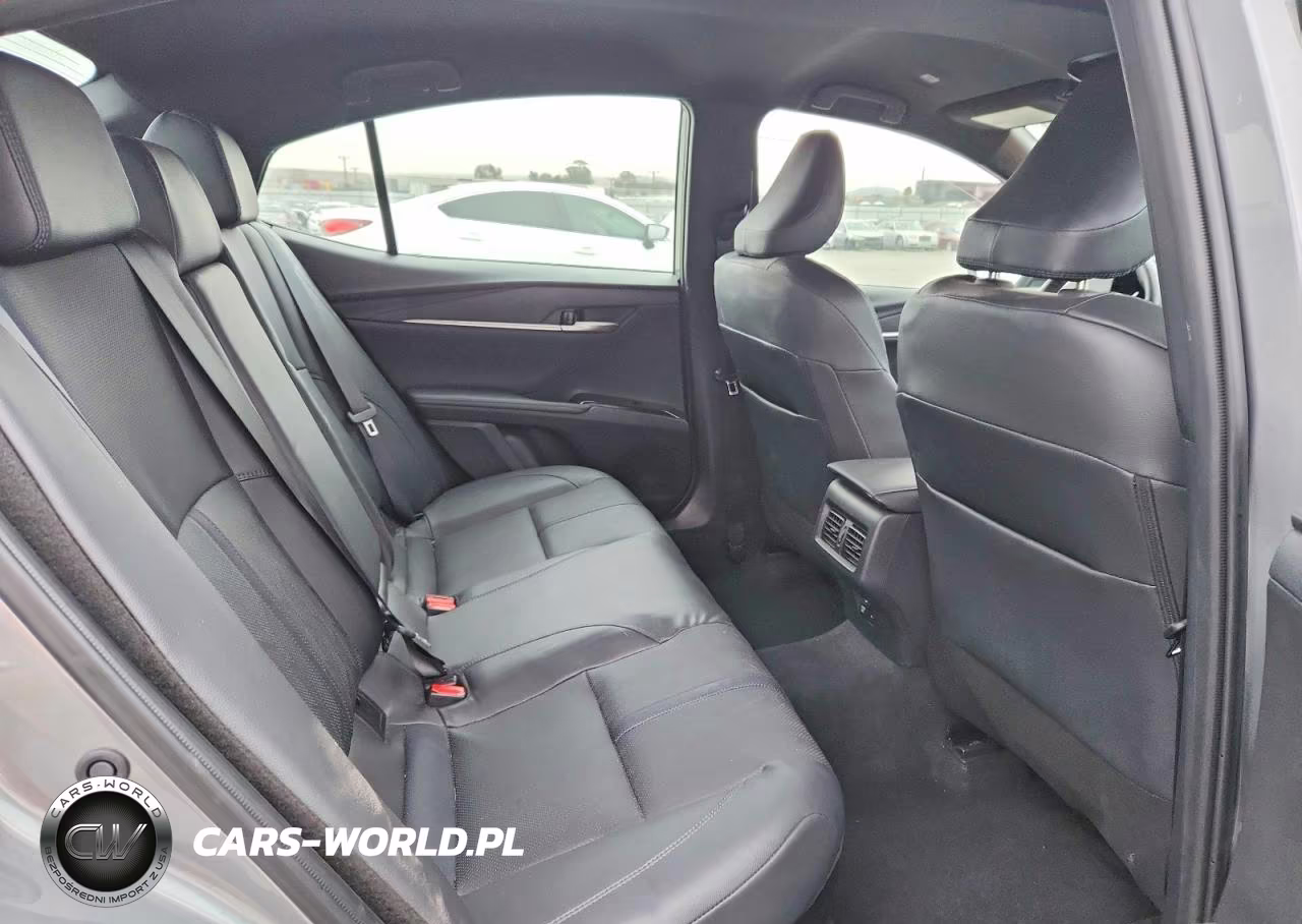 2025 Toyota Camry Xse VIN:4T1DAACK8SU612214 - 10