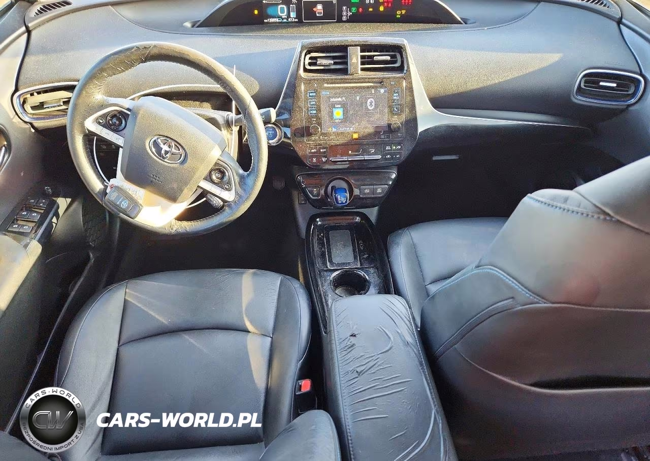 2017 Toyota Prius Four Touring VIN:JTDKARFU3H3035906 - 8