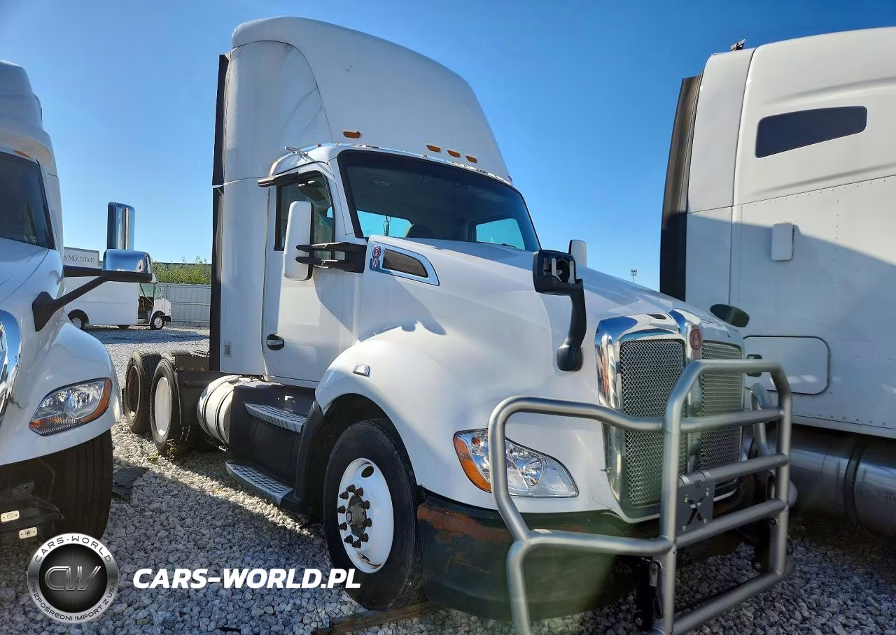 2016 Kenworth T680 Semi Truck VIN:1XKYD49XXGJ119259 - 4