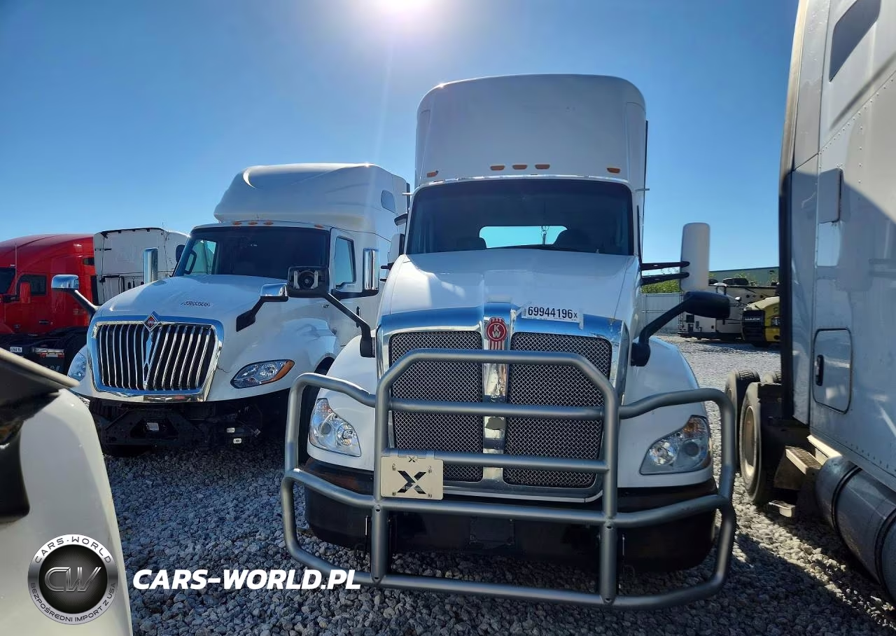 2016 Kenworth T680 Semi Truck VIN:1XKYD49XXGJ119259 - 5