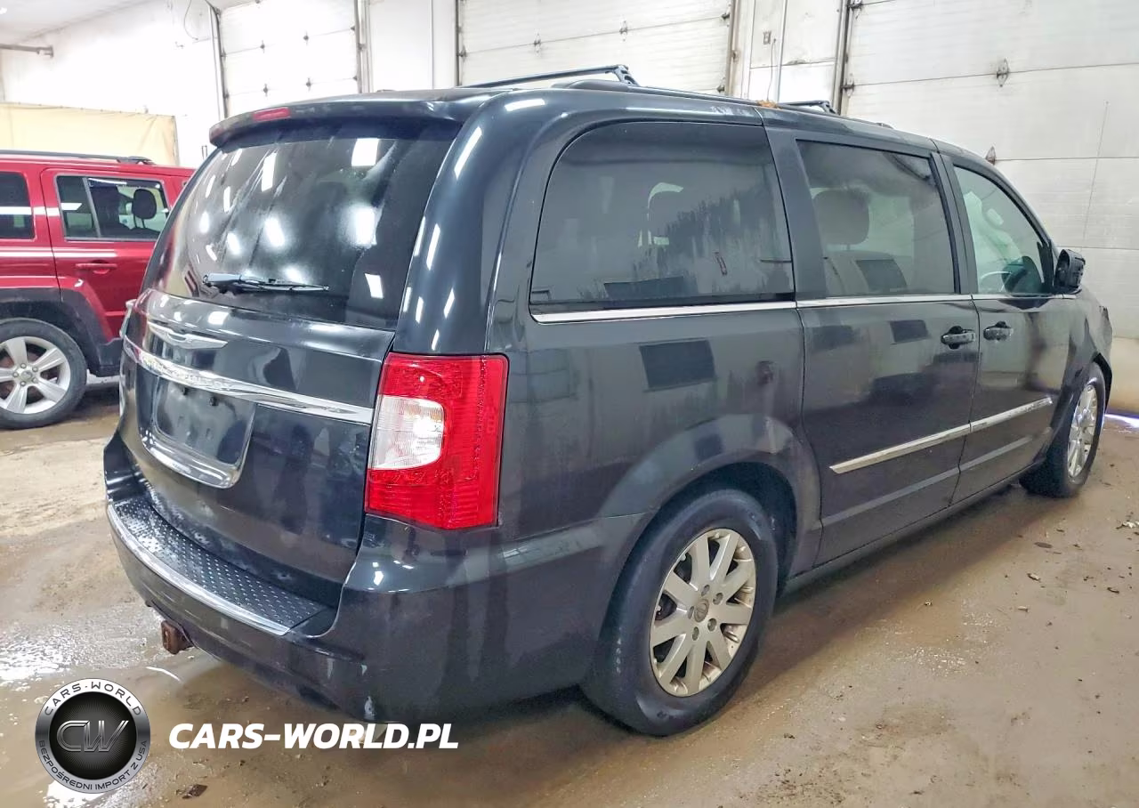 2014 Chrysler Town & Country Touring VIN:2C4RC1BG0ER364480 - 3