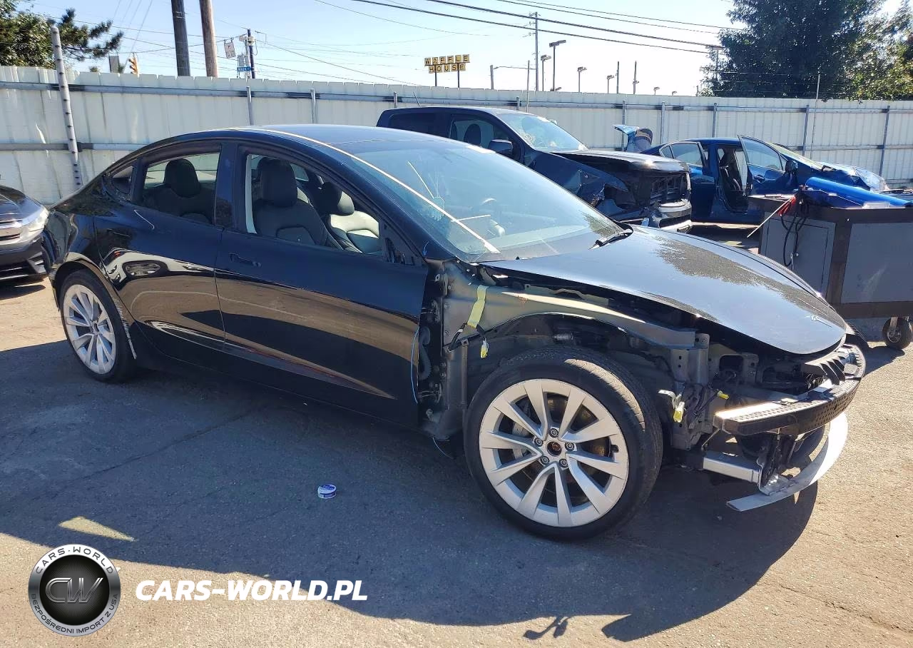 2022 Tesla Model 3 VIN:5YJ3E1EB7NF133748 - 4