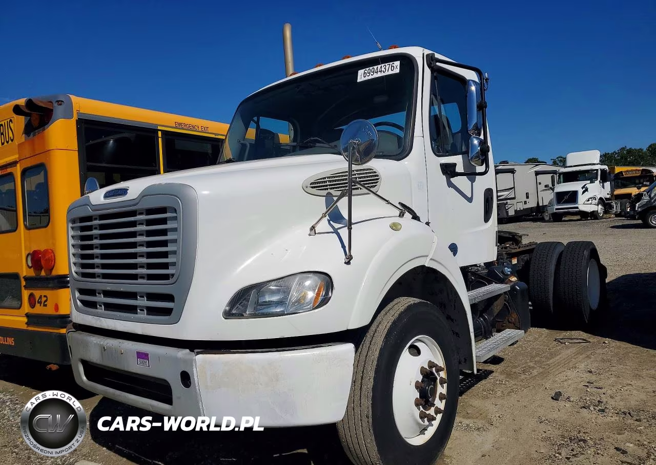 2015 Freightliner Business Class M2 Semi Truck – zdjęcie 1 z 13