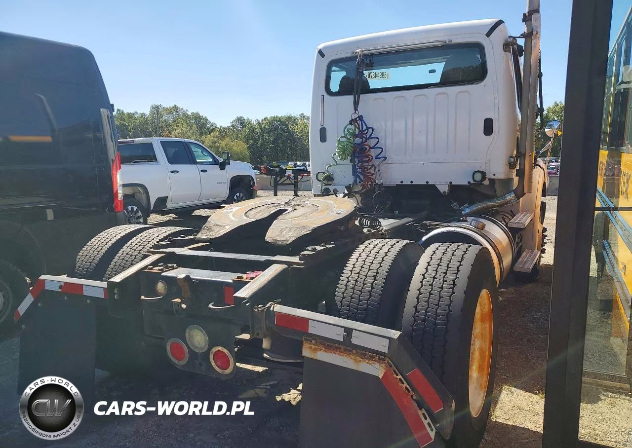 2015 Freightliner Business Class M2 Semi Truck VIN:1FUBC5CY8FHGK0826 - 3