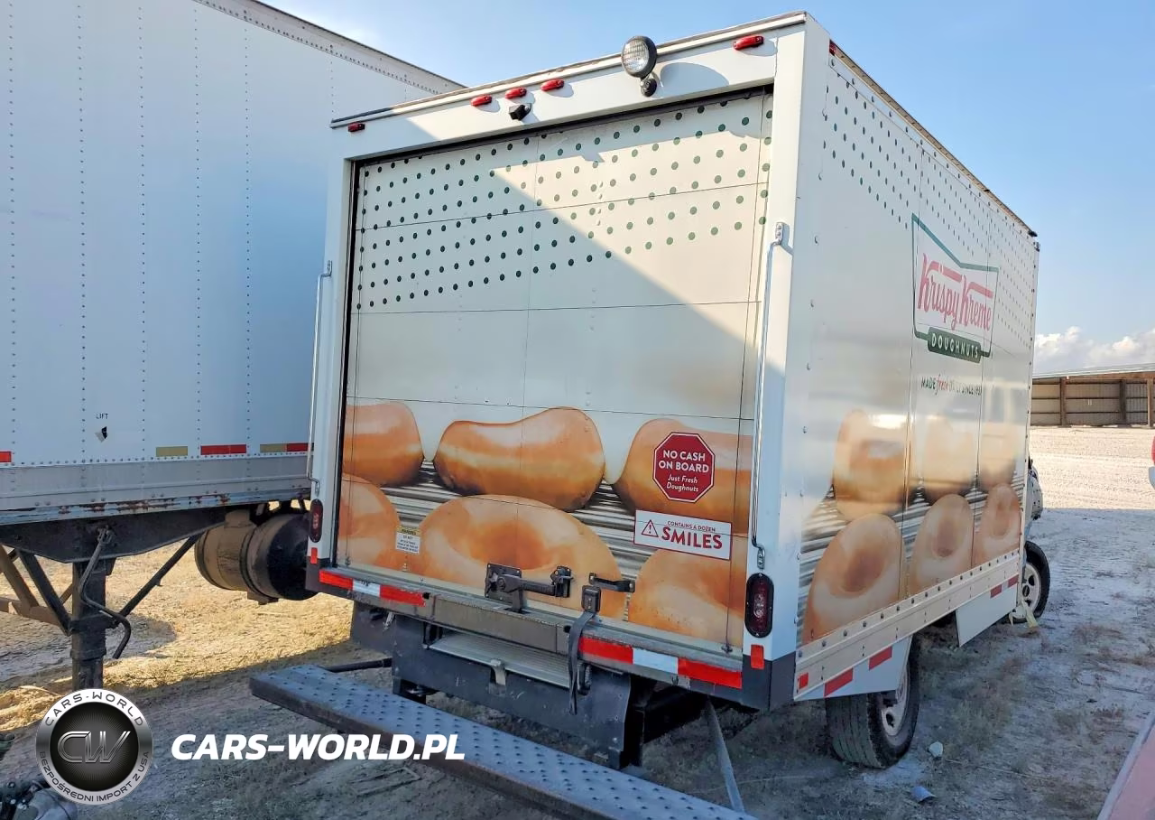2023 GMC Savana Refrigerated Box Truck VIN:1GD07RFP2P1102677 - 3