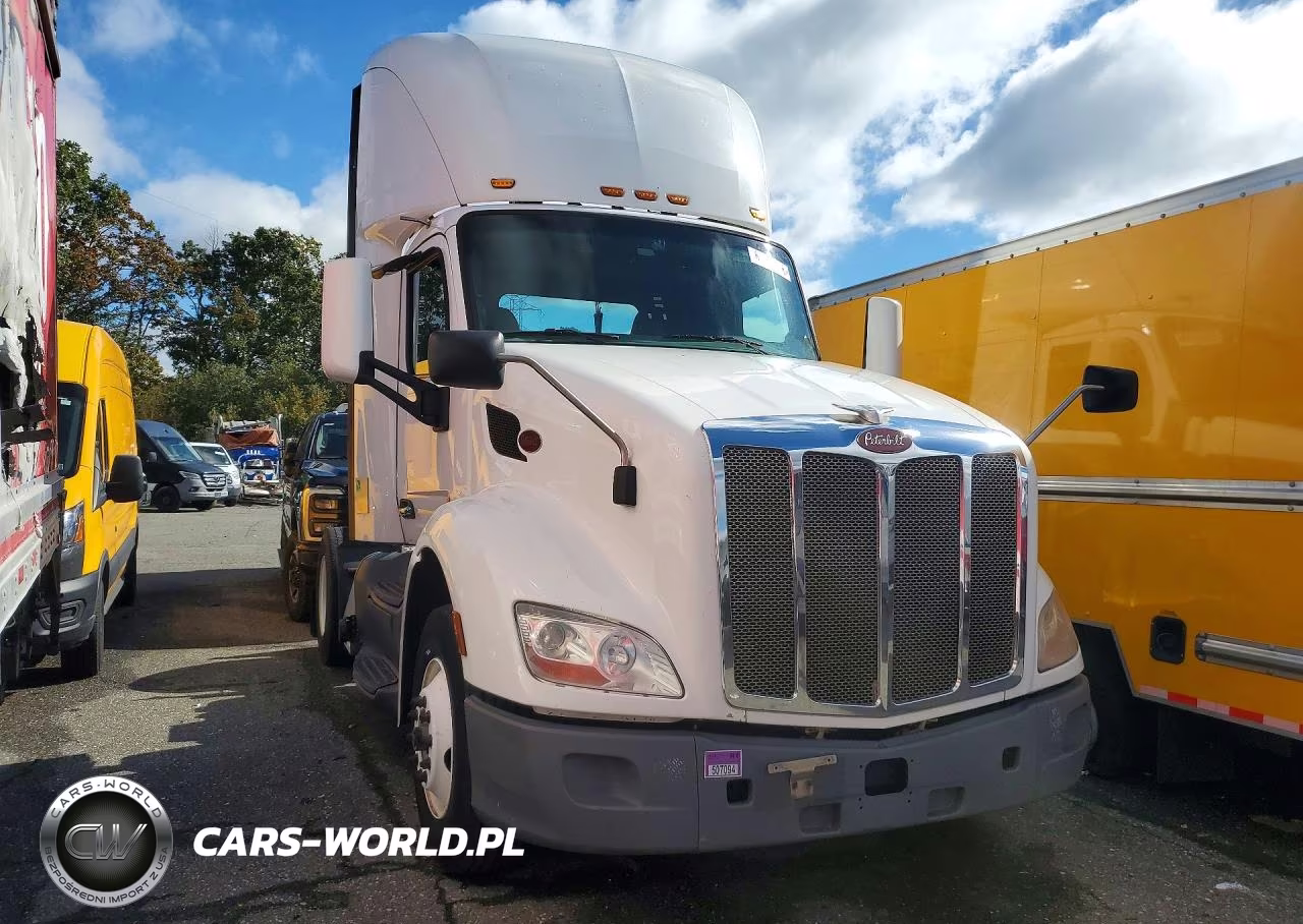 2020 Peterbilt 579 Semi Truck VIN:1XPBA48XXLD685571 - 4