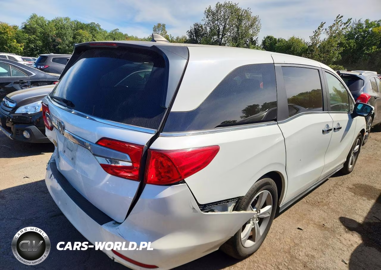 2018 Honda Odyssey Ex VIN:5FNRL6H55JB006123 - 3