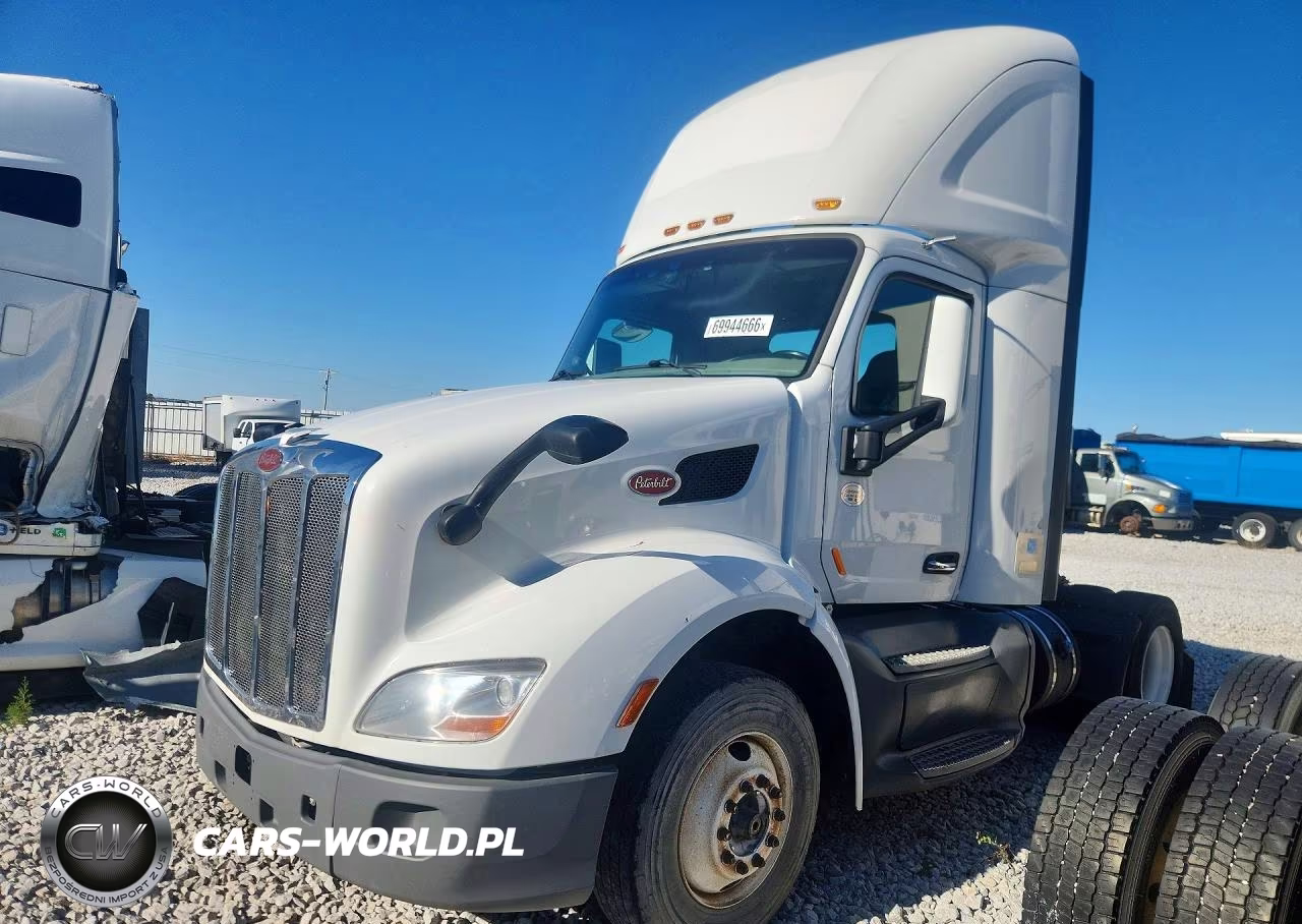 2018 Peterbilt 579 Semi Truck – zdjęcie 1 z 13