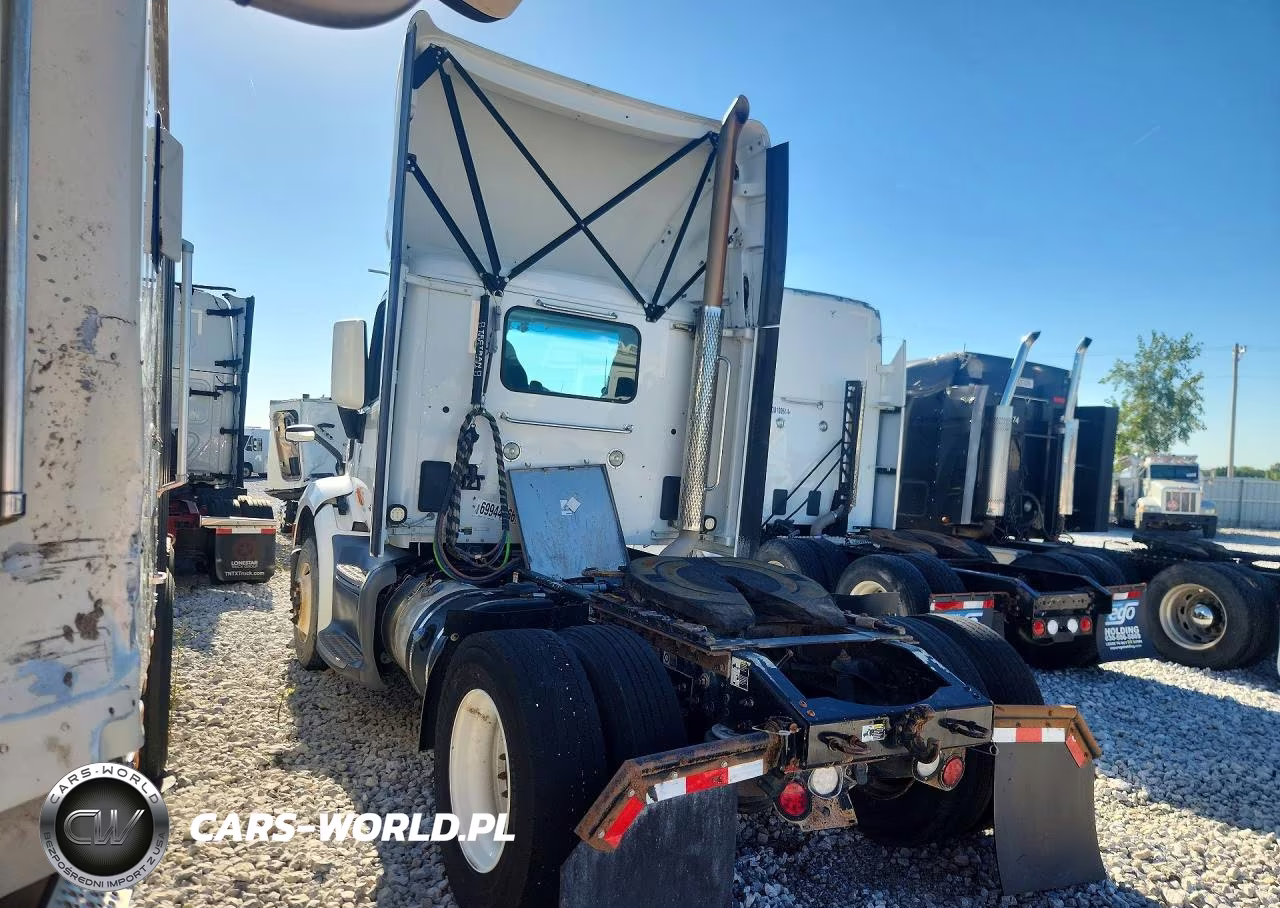 2018 Peterbilt 579 Semi Truck VIN:1XPBA48X6JD478009 - 2