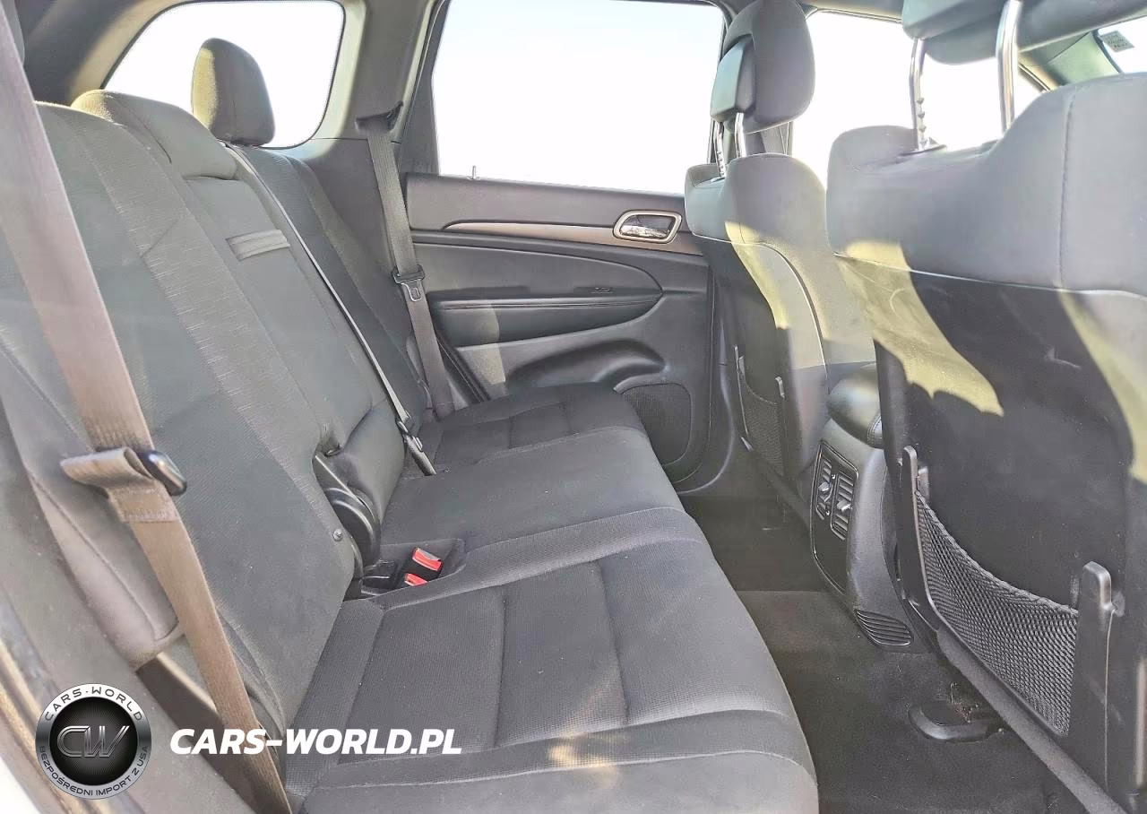 2014 Jeep Grand Cherokee Laredo VIN:1C4RJFAG2EC421680 - 10