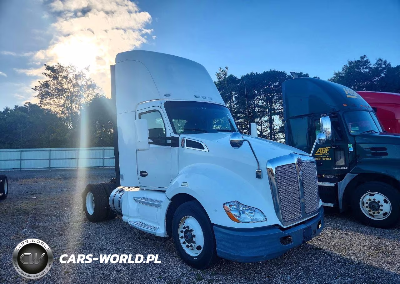 2014 Kenworth T680 Semi Truck VIN:1XKYA48X3EJ403050 - 4